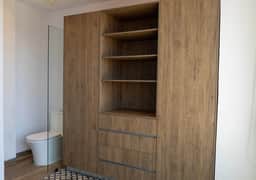 Ground Level | Lobby B | 1-Bedroom Apartment - Imagen 5