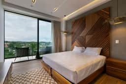 Level 1 | Apartment 1B | 2 Bedrooms - Image 2
