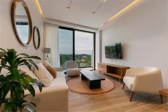1A | Jungle View 2BR | Rooftop Pool & Gym - Image 1