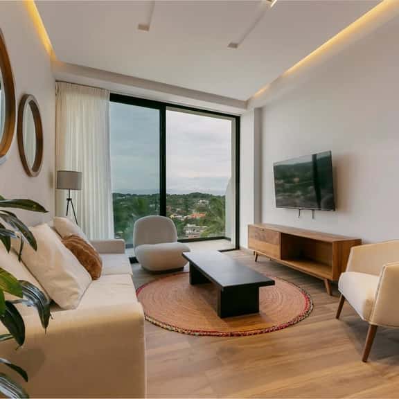 1A | Jungle View 2BR | Rooftop Pool & Gym - Image 1