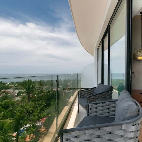 4A | Top-Floor Ocean & Jungle View 2BR | Rooftop Pool - Image 1
